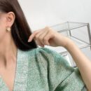 ☑️DIOR迪奥CD满钻桃心耳钉耳环