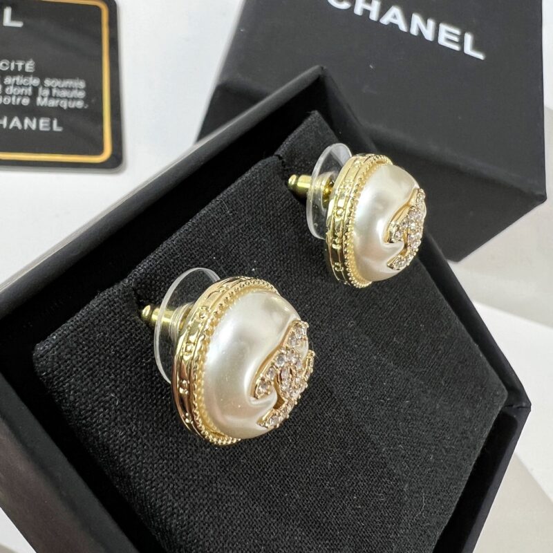 ☑️CHANEL香奈儿双c圆形耳钉耳环 - Image 4