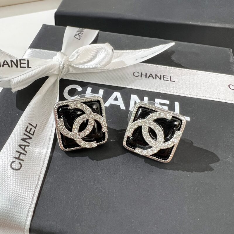 ☑️CHANEL香奈儿双c菱形耳钉耳环 - Image 8