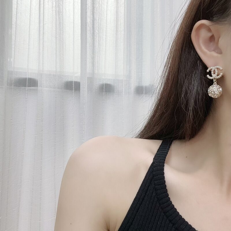 ☑️CHANEL香奈儿双c满钻耳钉耳环 - Image 7