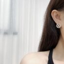 ☑️CHANEL香奈儿双c圆形满钻耳钉耳环