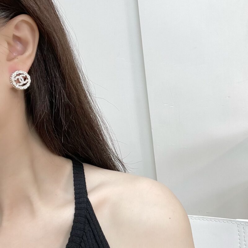 ☑️CHANEL香奈儿双c圆形满钻耳钉耳环 - Image 7