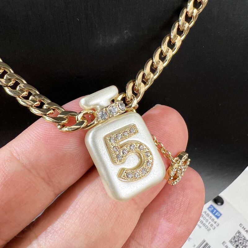 ☑️CHANEL香奈儿双c 5字香水瓶项链 - Image 8