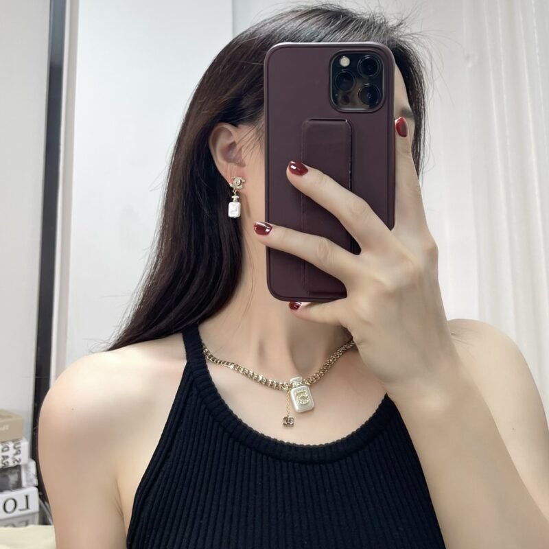 ☑️CHANEL香奈儿双c 香水瓶耳钉耳环 - Image 5