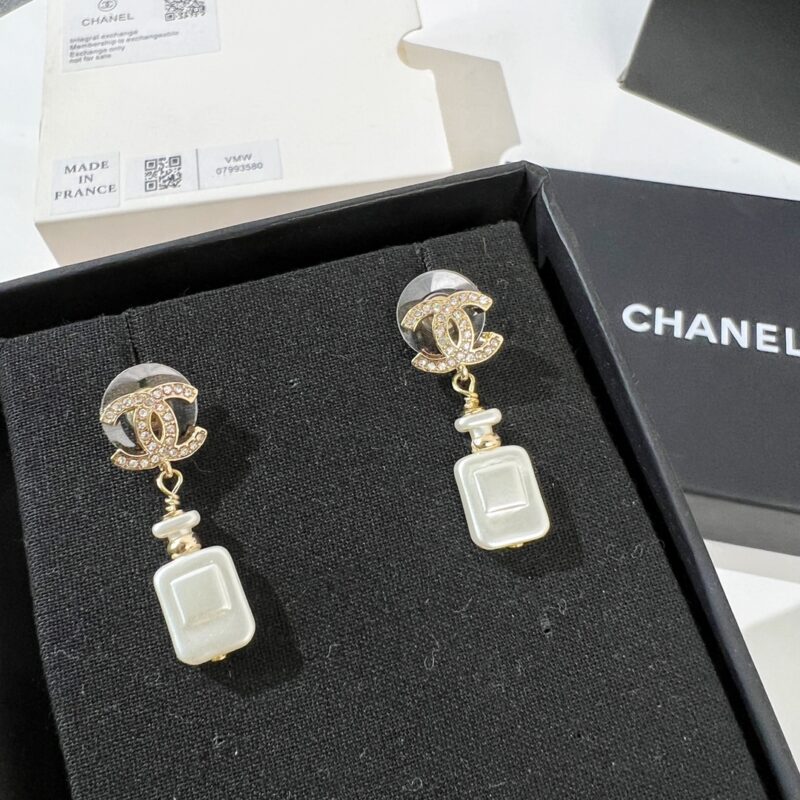 ☑️CHANEL香奈儿双c 香水瓶耳钉耳环 - Image 3