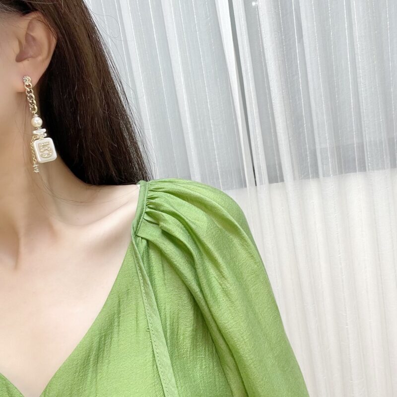 ☑️CHANEL香奈儿双c 香水瓶耳钉耳环 - Image 10