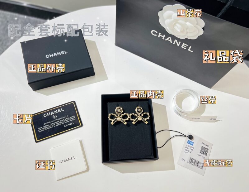 ☑️CHANEL香奈儿双c 黑皮绳蝴蝶结耳钉耳环 - Image 2
