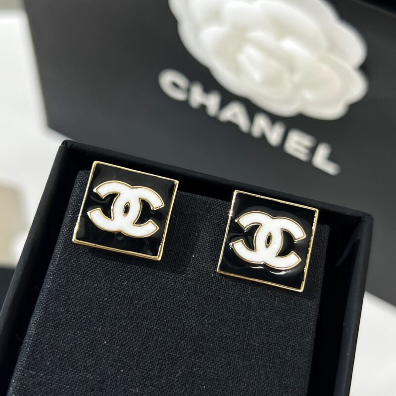 ☑️CHANEL香奈儿双c 方形耳钉耳环 - Image 6