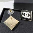 ☑️CHANEL香奈儿双c 方形耳钉耳环