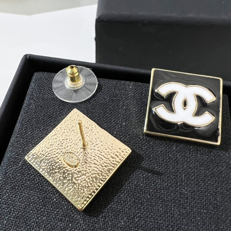 ☑️CHANEL香奈儿双c 方形耳钉耳环 - Image 10