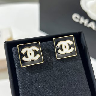 ☑️CHANEL香奈儿双c 方形耳钉耳环