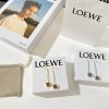 i1654004965_4429_1.jpg LOEWE罗意威长款月饼耳钉耳环