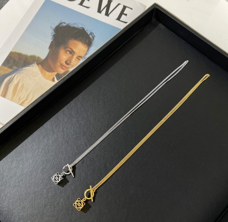 LOEWE罗意威月饼项链 - Image 6