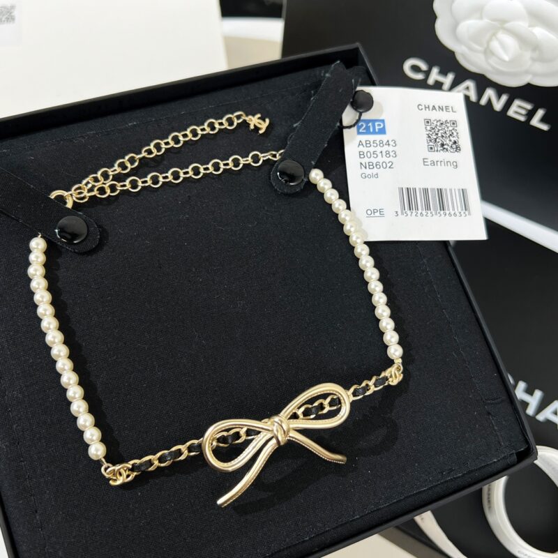 ☑️CHANEL香奈儿双c蝴蝶结珍珠项链 - Image 4