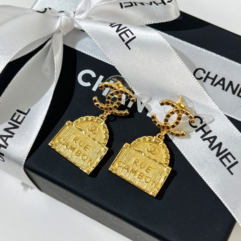 ☑️CHANEL香奈儿 金色 双c包包👜 耳钉耳环 - Image 9