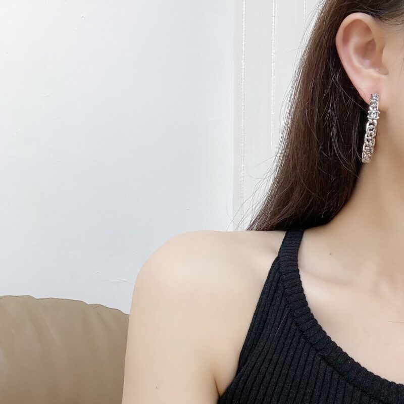 ☑️CHANEL香奈儿双c镂空耳钉耳环 - Image 7