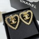 ☑️CHANEL香奈儿双c 满钻桃心耳钉耳环