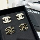 ☑️CHANEL香奈儿双c 珐琅滴油黑白耳钉耳环
