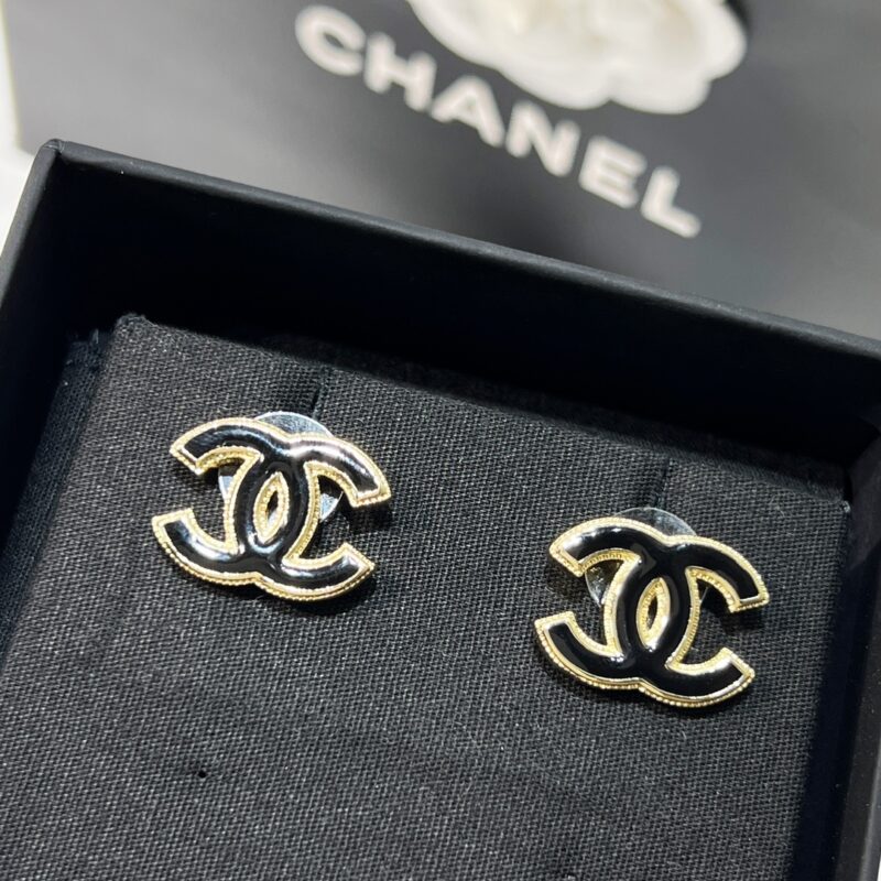 ☑️CHANEL香奈儿双c 珐琅滴油黑白耳钉耳环 - Image 9