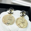 ☑️CHANEL香奈儿双c 金色人像耳钉耳环