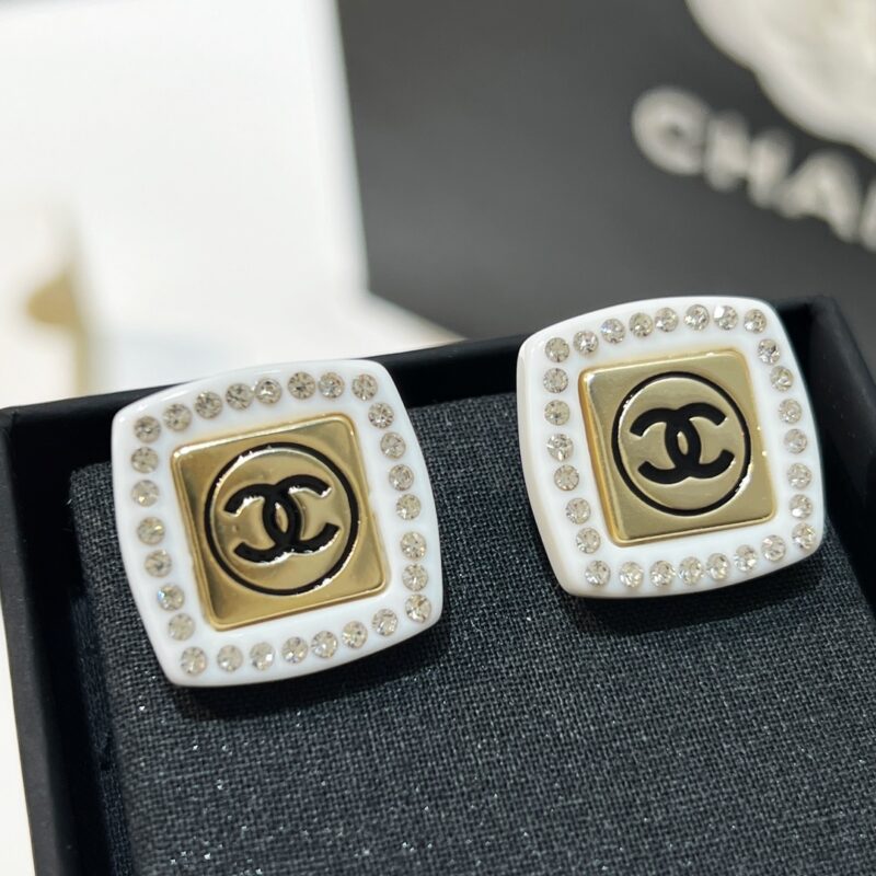 ☑️CHANEL香奈儿双c 方形耳钉耳环 - Image 4