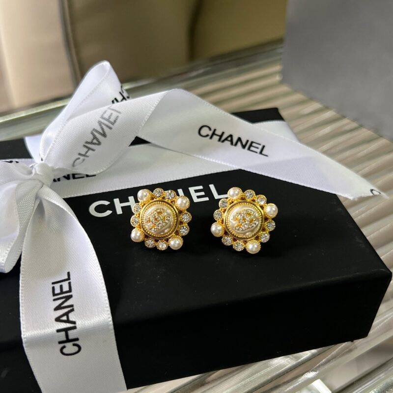 ☑️CHANEL香奈儿双c菱形水钻珍珠耳钉耳环 - Image 10