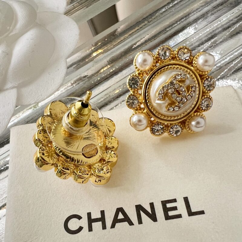 ☑️CHANEL香奈儿双c菱形水钻珍珠耳钉耳环 - Image 9