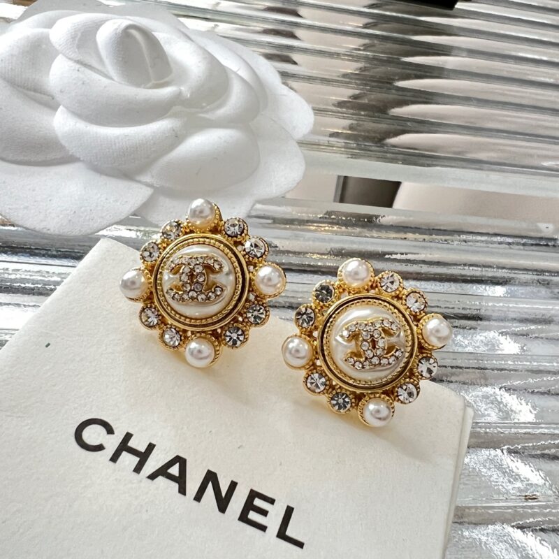 ☑️CHANEL香奈儿双c菱形水钻珍珠耳钉耳环 - Image 8