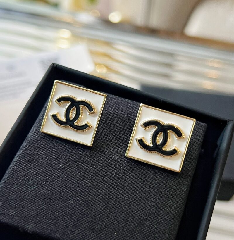 ☑️CHANEL香奈儿双c方形珐琅耳钉耳环 - Image 6