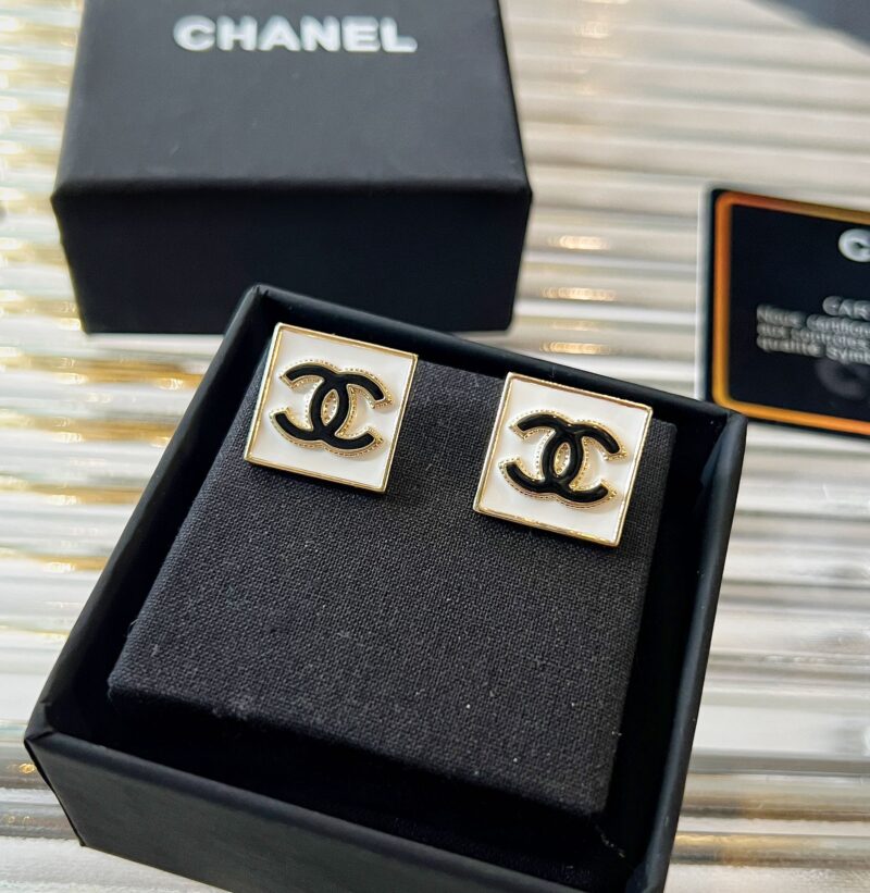☑️CHANEL香奈儿双c方形珐琅耳钉耳环 - Image 4