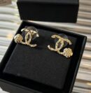 ☑️CHANEL香奈儿金色双c山茶花耳钉耳环