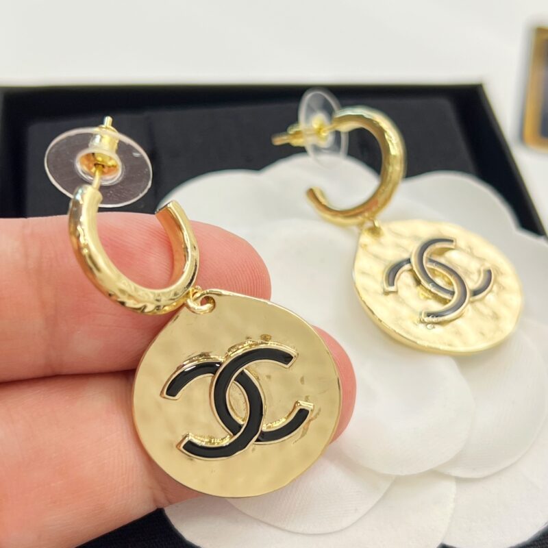 ☑️CHANEL香奈儿双c圆形耳钉耳环 - Image 9