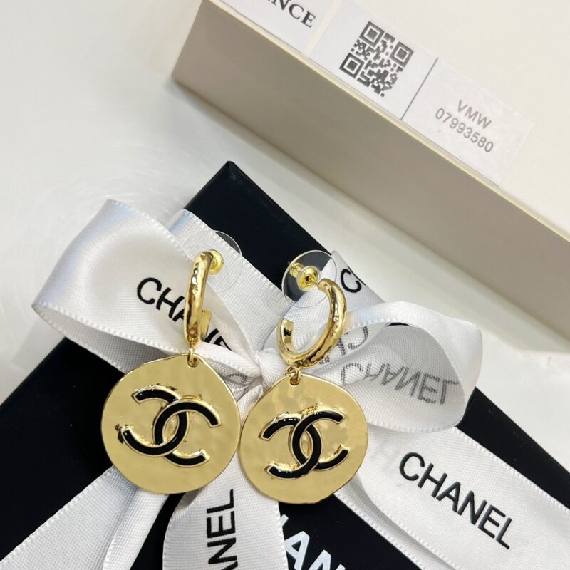 ☑️CHANEL香奈儿双c圆形耳钉耳环 - Image 8
