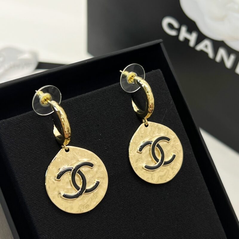 ☑️CHANEL香奈儿双c圆形耳钉耳环 - Image 3