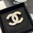 ☑️CHANEL香奈儿双c 珐琅滴油黑白胸针