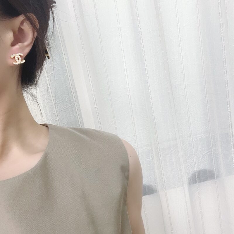 ☑️CHANEL香奈儿双c 珍珠耳钉耳环 - Image 7