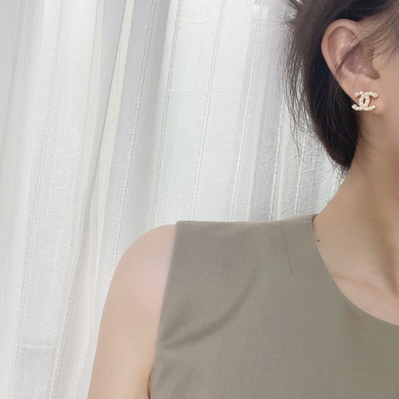 ☑️CHANEL香奈儿双c 珍珠耳钉耳环 - Image 5