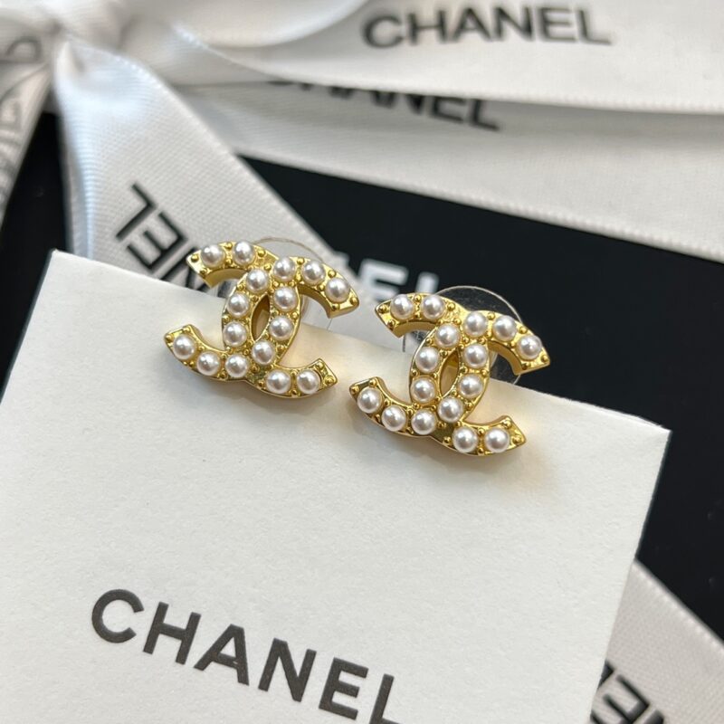 ☑️CHANEL香奈儿双c 珍珠耳钉耳环 - Image 9