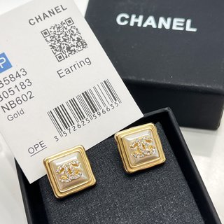 ☑️CHANEL香奈儿双c方形耳钉耳环