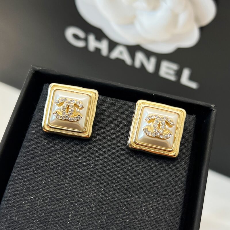 ☑️CHANEL香奈儿双c方形耳钉耳环 - Image 9