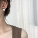 ☑️CHANEL香奈儿c1双c光面银珠耳钉耳环