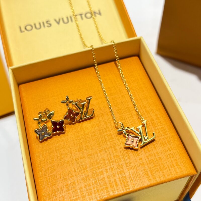 Louis Vuitton 路易威登 lv水晶老花项链 耳钉 - Image 5