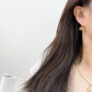 Celine赛琳金色凯旋门桃心耳钉