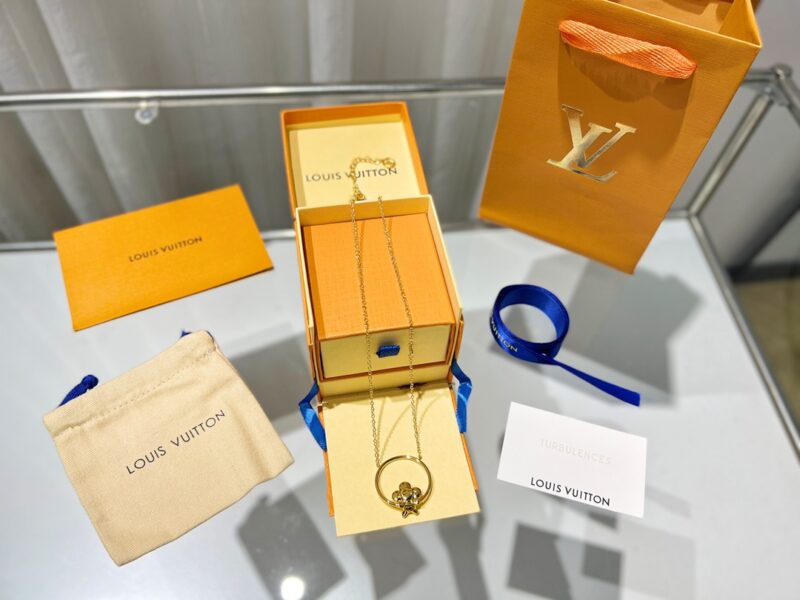 Louis Vuitton 路易威登 lv太阳花项链 - Image 3