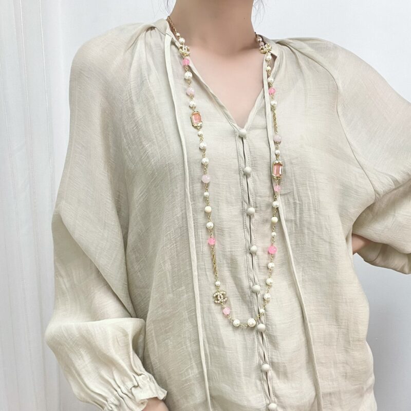 ☑️CHANEL香奈儿双c彩色珍珠项链毛衣链 - Image 5