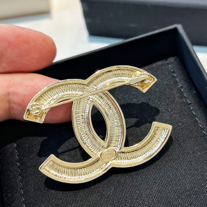 ☑️CHANEL香奈儿金色双c粉桃心胸针 - Image 10