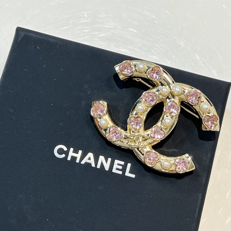 ☑️CHANEL香奈儿金色双c粉桃心胸针 - Image 9