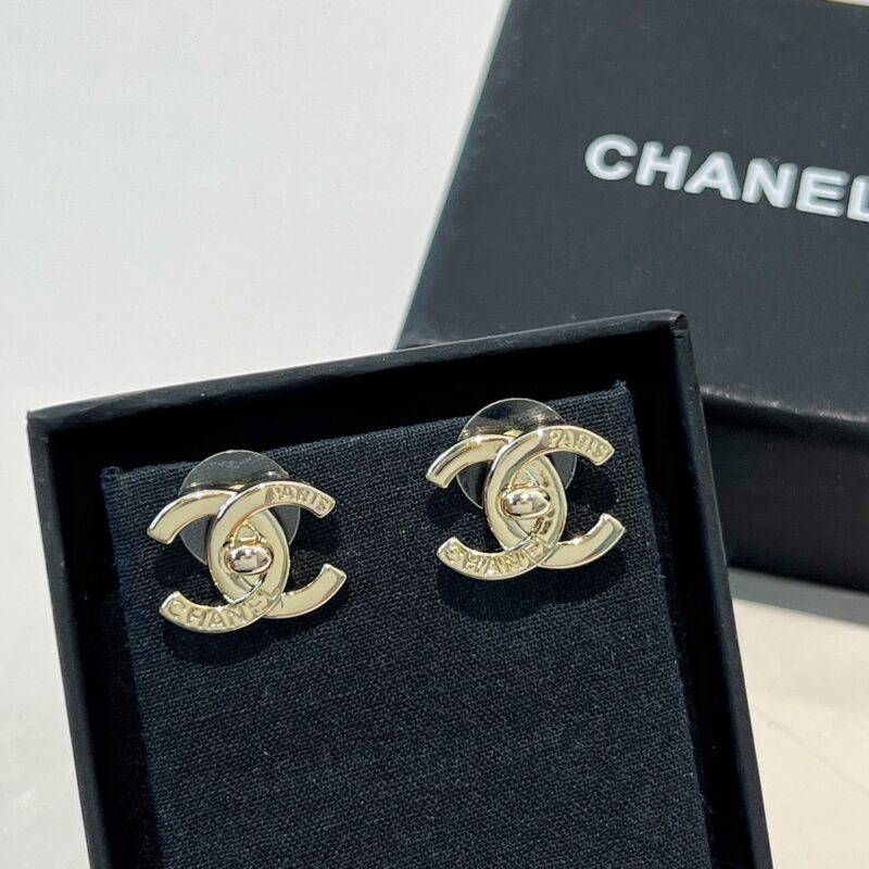 ☑️CHANEL香奈儿C1金色双c耳钉耳环 - Image 8