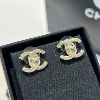 ☑️CHANEL香奈儿C1金色双c耳钉耳环