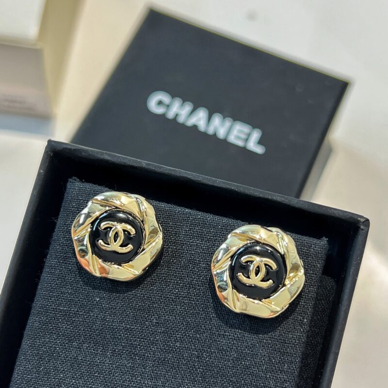 ☑️CHANEL香奈儿双c 黑色耳钉耳环 - Image 7